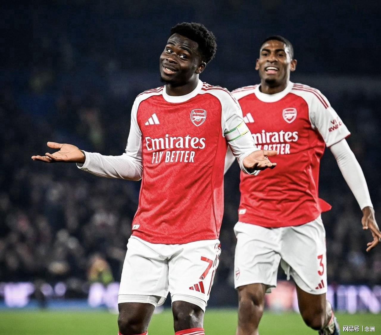 真人游戏第一品牌-足坛一夜动态:阿森纳领先曼城7分!曼联遭绝杀首败 切尔西逆转