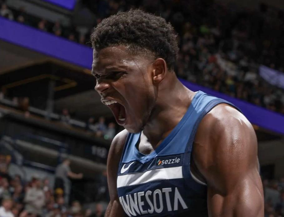 爱德华兹:我们今天打得像屎一样,但赢球就没什么可抱怨的了