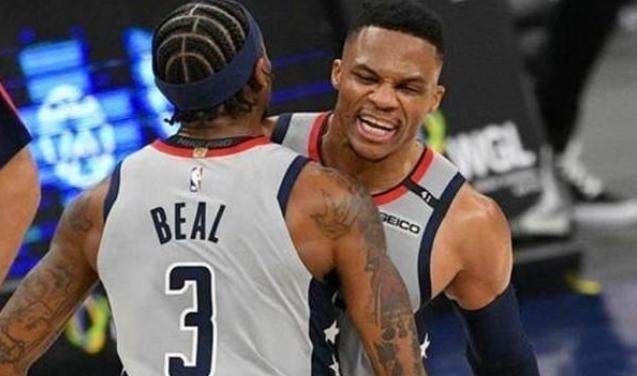 九游娱乐-天亮了?比尔40+韦少30+三双 奇才掀翻联盟第一